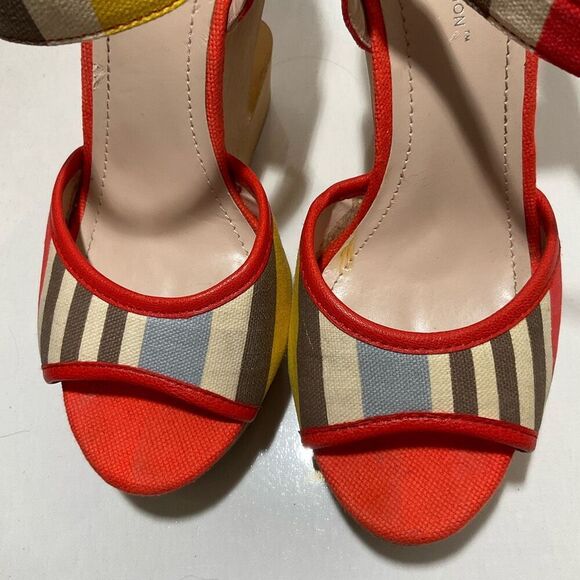 BCBG Generation Gracyn wedge heel sandals size 8.5 - Picture 2 of 12